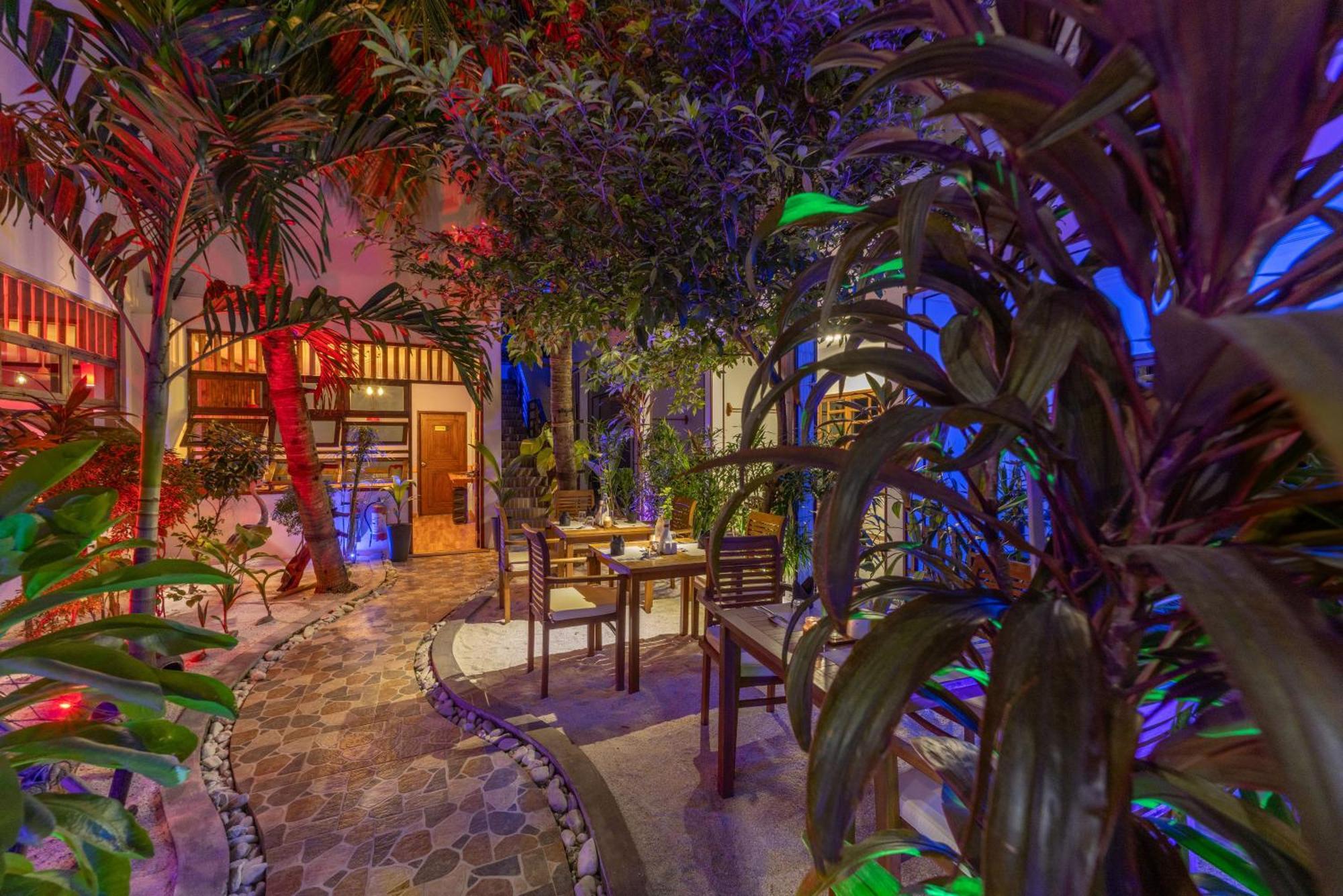 Kamadhoo Inn Extérieur photo
